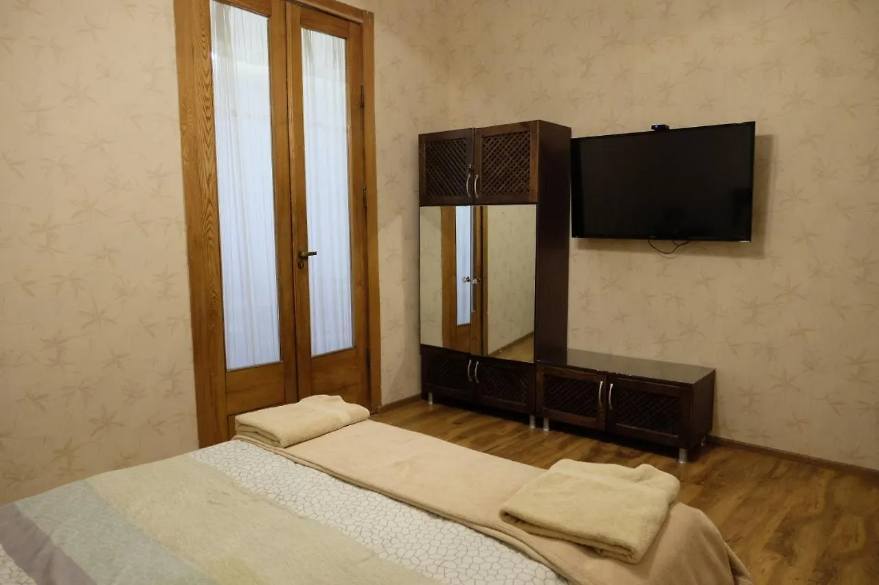 Mia B&B Old Тбилиси